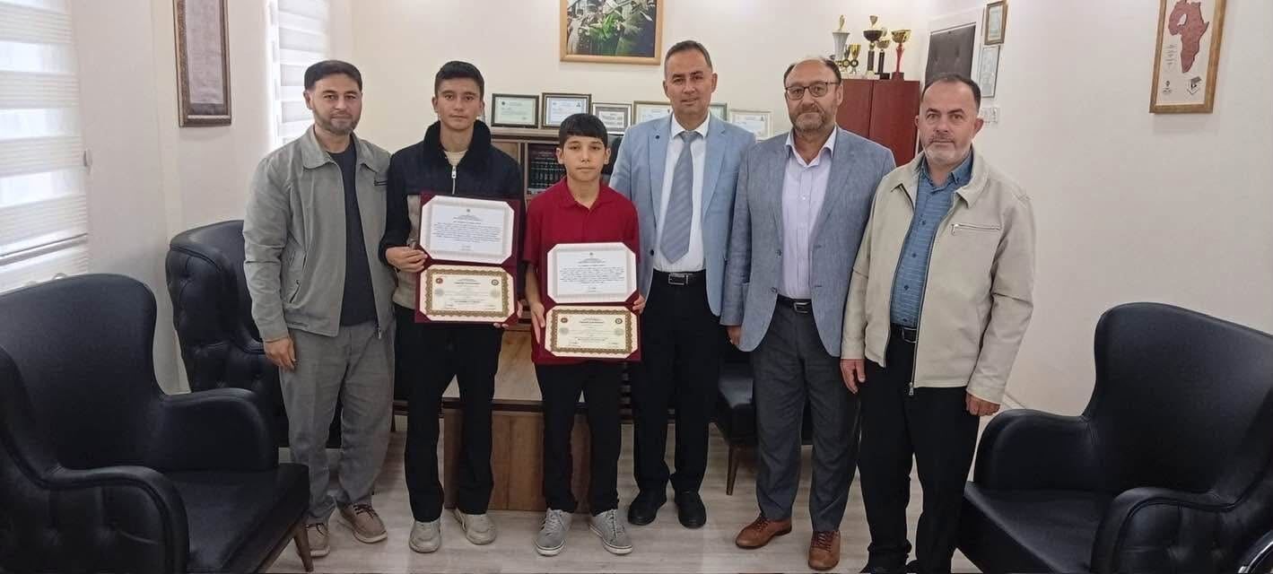 İki Öğrenci Daha Hafızlık Icazet Belgesini Aldı (2)