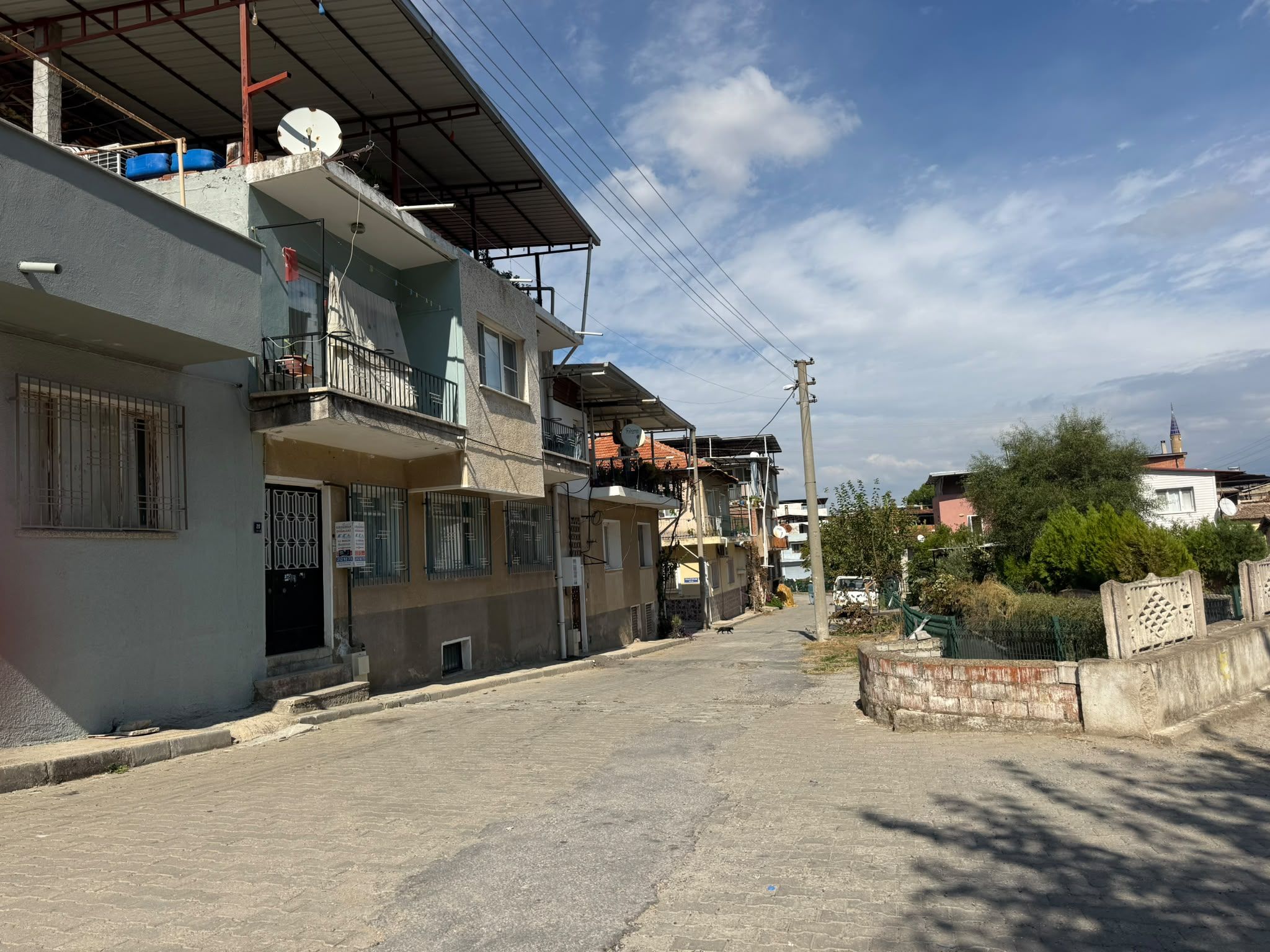 Koçarlı Hizmeti Unuttu Sokaklar Yamalı, Vatandaş Tepkili (2)
