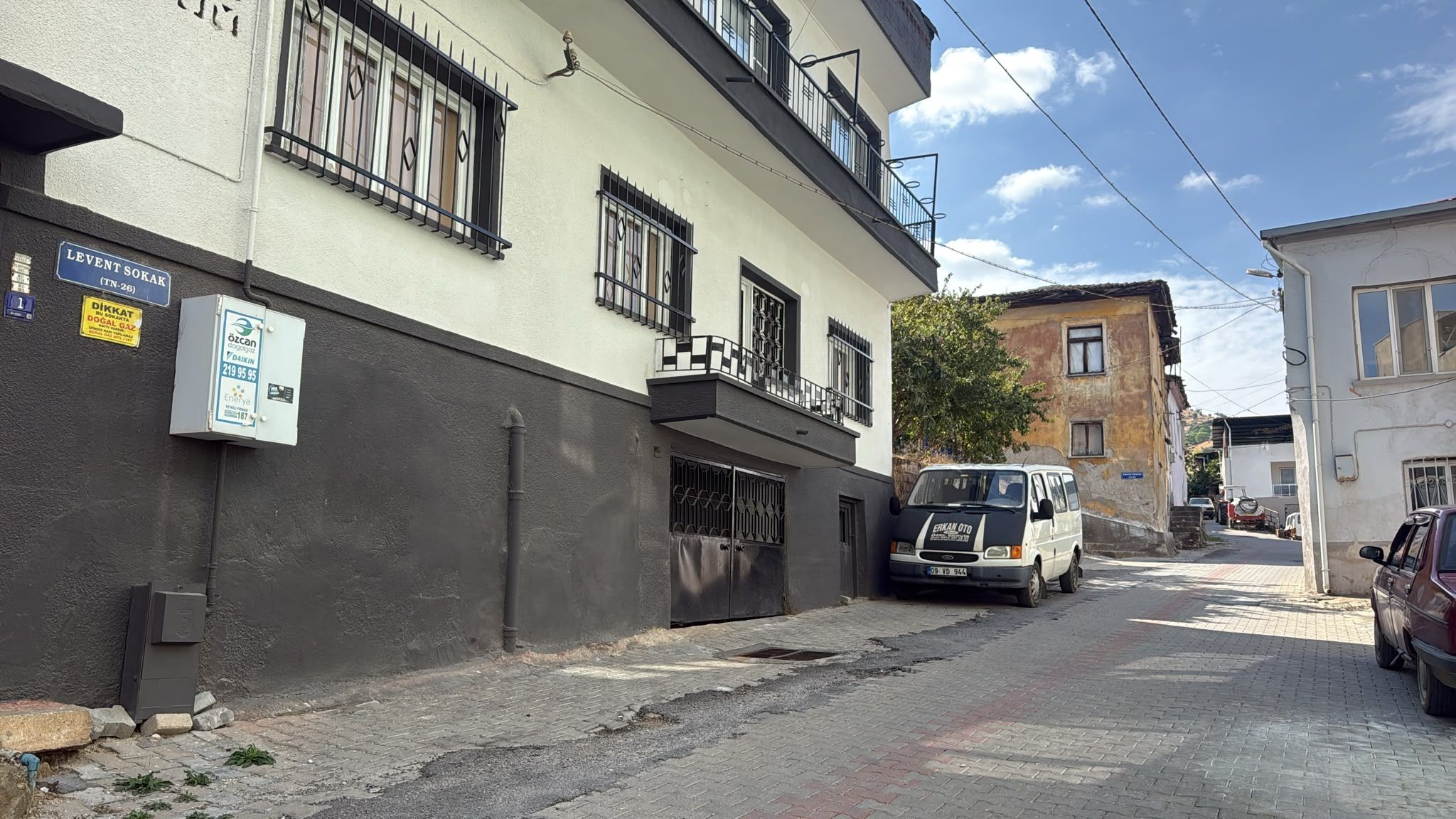 Koçarlı Hizmeti Unuttu Sokaklar Yamalı, Vatandaş Tepkili (4)