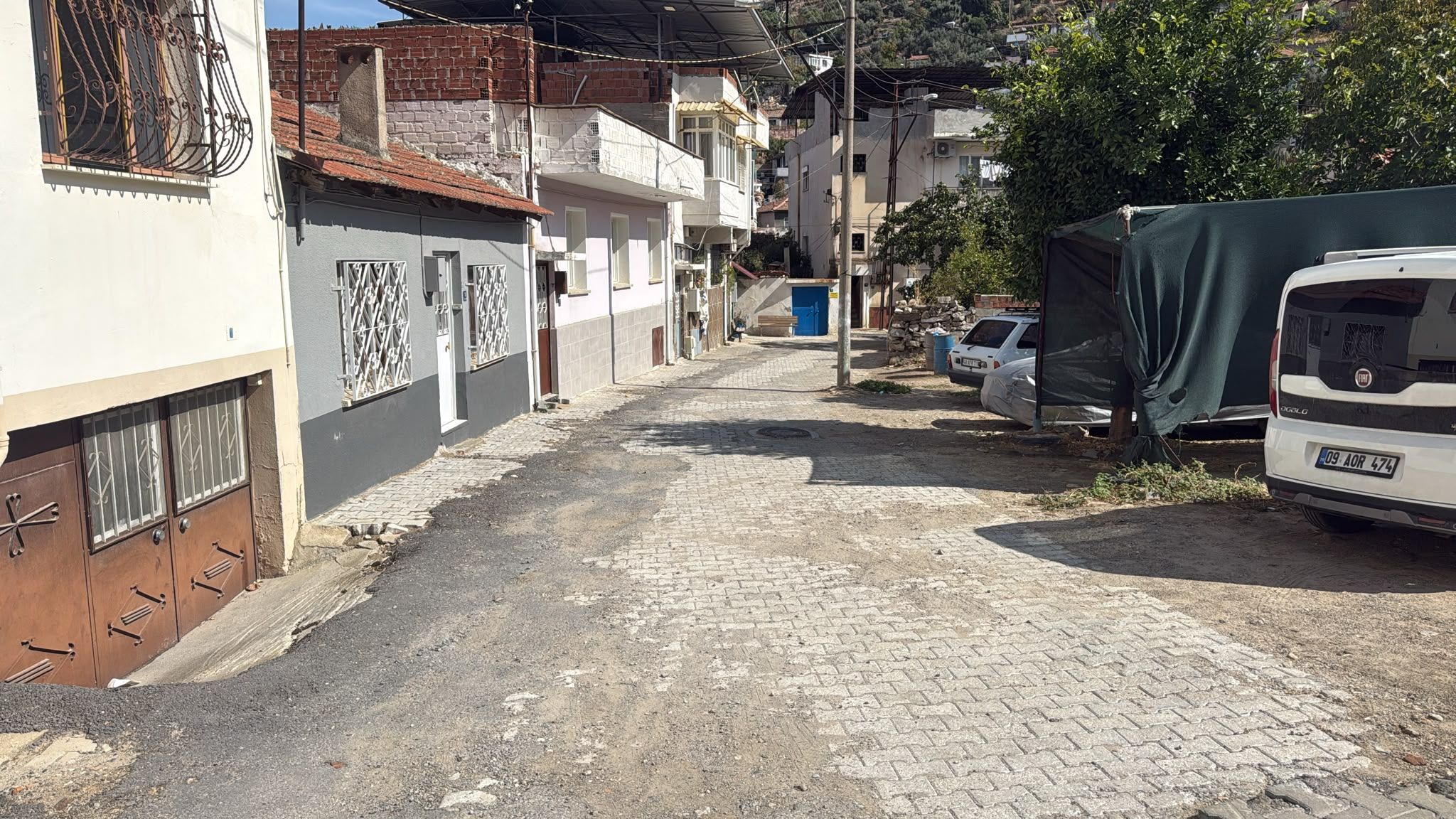 Koçarlı Sokakları Mayın Tarlası Gibi Vatandaşlar Belediye Başkanı Özgür Arıcı’ya Tepkili (3)