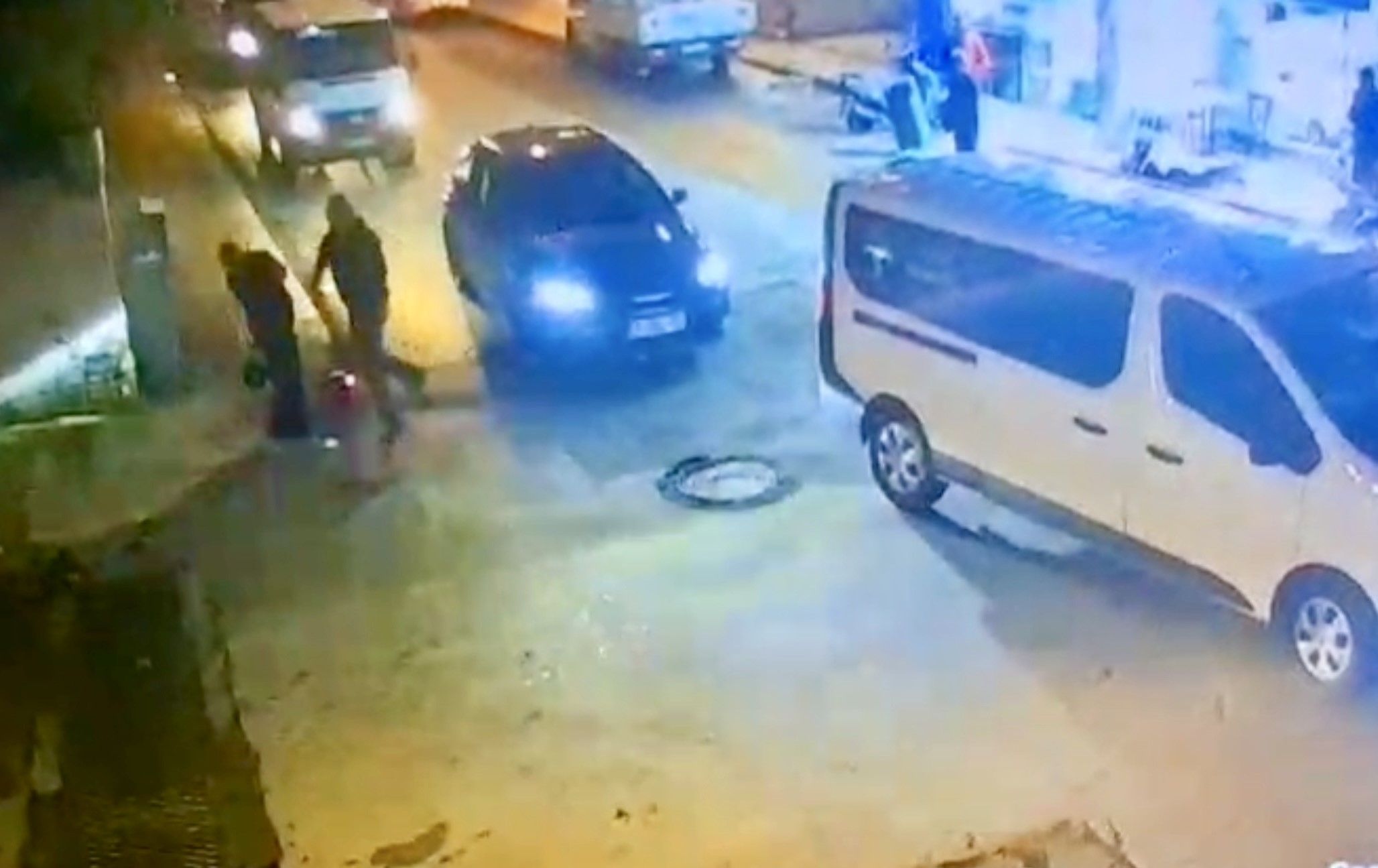Önce Kurtardı, Sonra Tokat Attı (2)