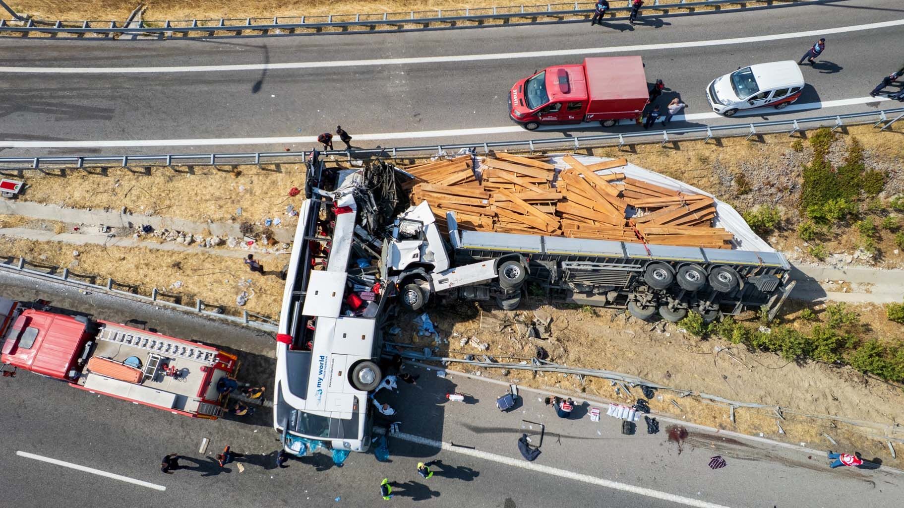 Otobüsteki Son Yolculuklarında Eşini Kaybetti (2)