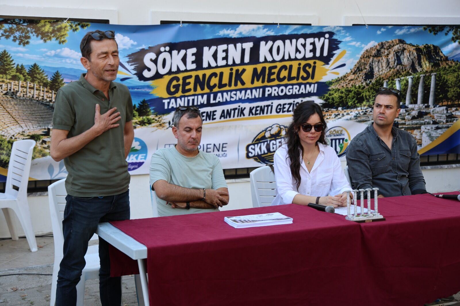 Söke'de Gençler Priene Antik Kenti’nde Tarihle Buluştu (1)