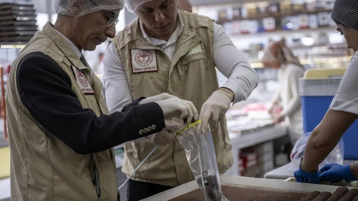Sucukta Domuz, At Ve Eşek Eti Ne Ararsan Var.. Bakanlığın Açıkladığı Liste Gündem Oldu (1)