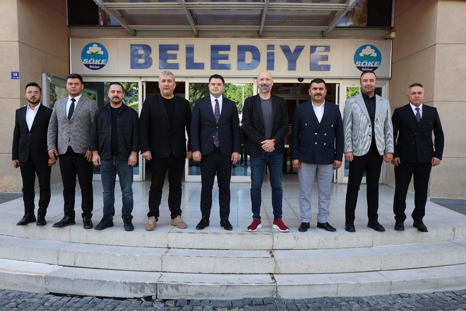 Ülkü Ocakları Aydın İl Başkanı Okan Bozkurt’tan Başkan Arıkan’a Ziyaret (1)