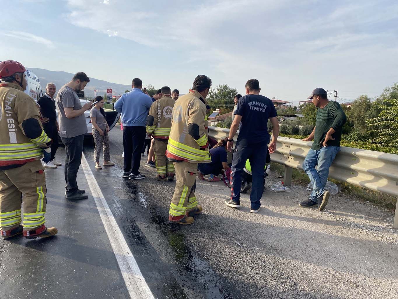 Yola Dökülen Mazot Iki Ayrı Kazaya Neden Oldu (4)